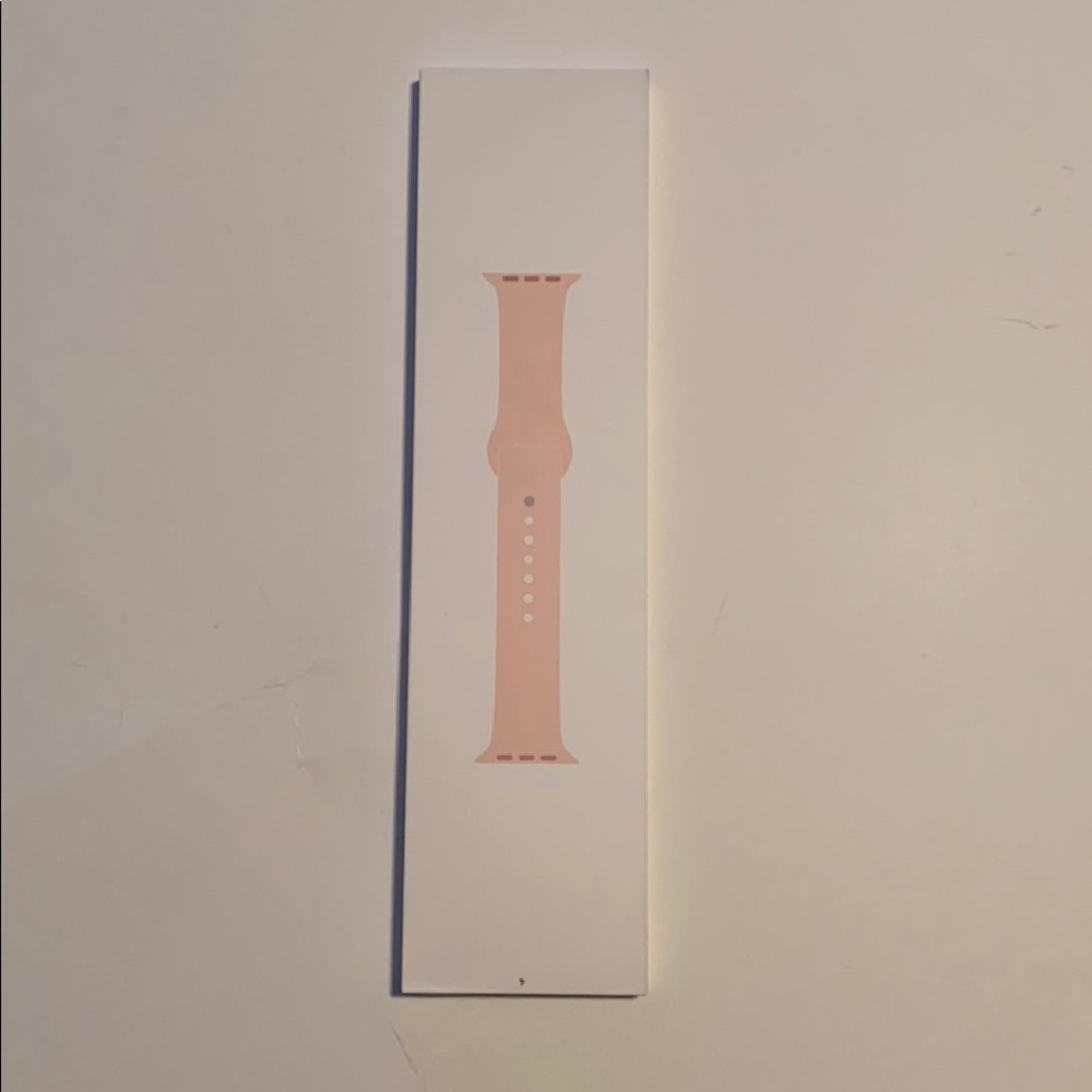 Apple 40mm Pink Sand Sport Band